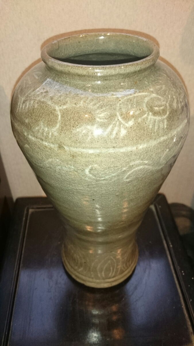 高麗時代蓮花模様青磁花瓶 高麗時代蓮花模様青磁花瓶 【公式通販】