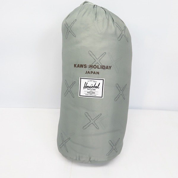 アウトドア KAWS HOLIDAY JAPAN Herschel 寝袋 シュラフ