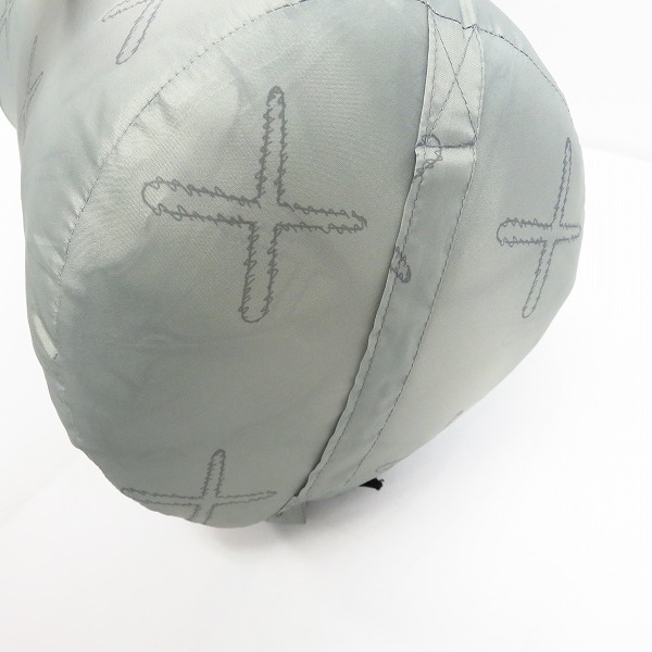 アウトドア KAWS HOLIDAY JAPAN Herschel 寝袋 シュラフ