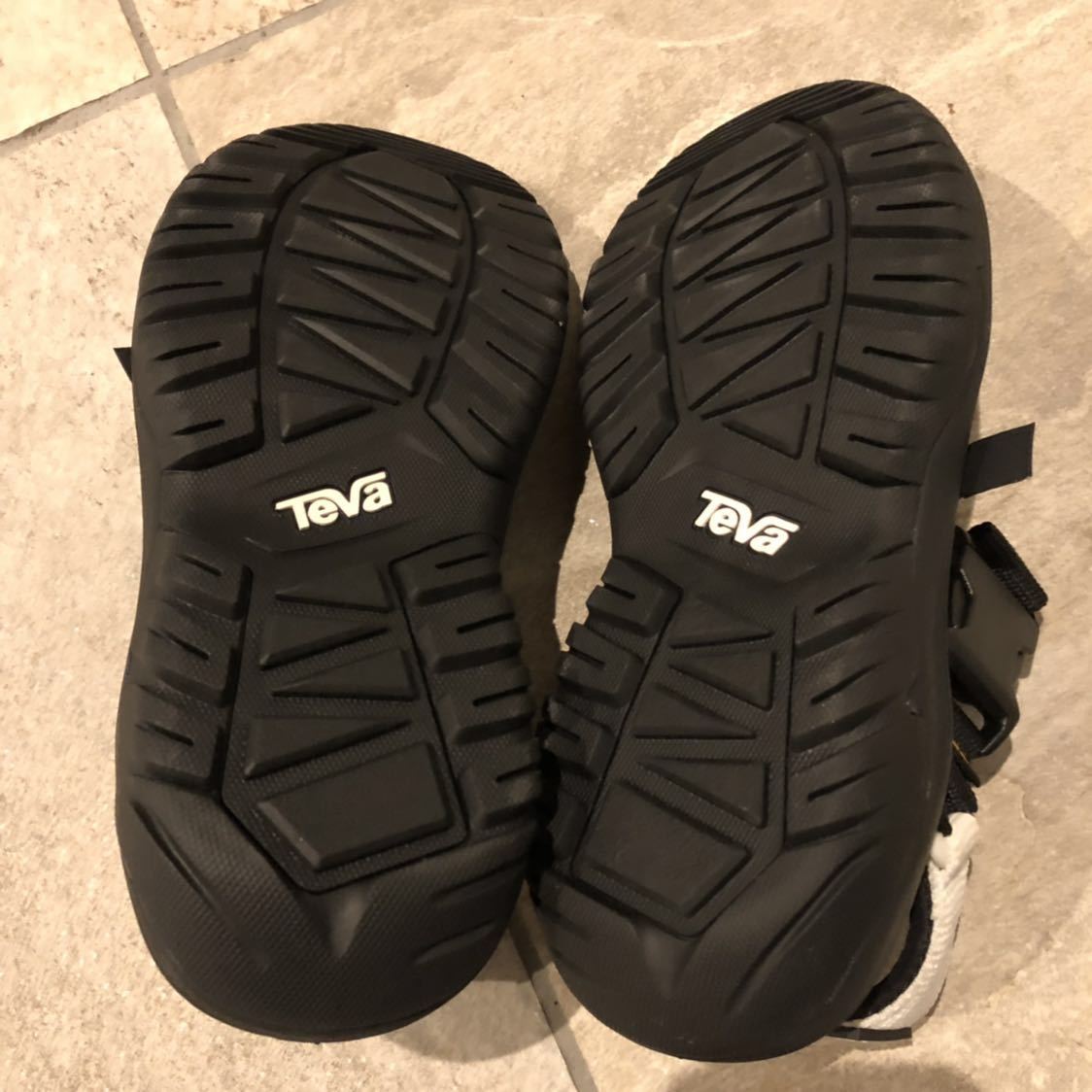 新品未使用 テバ TEVA × Snow Peak スノーピーク ダブルネーム サンダル メンズ 25cm US7 キャンプ フェス アウトドア ブラック×ホワイト