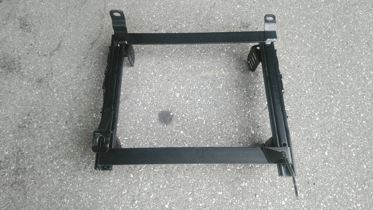 Vanner ダイハツ　M112S L700S L800S サイド止め　スーパーダウン シートレール レカロ　対応　運転席側 保安基準適合　中古品