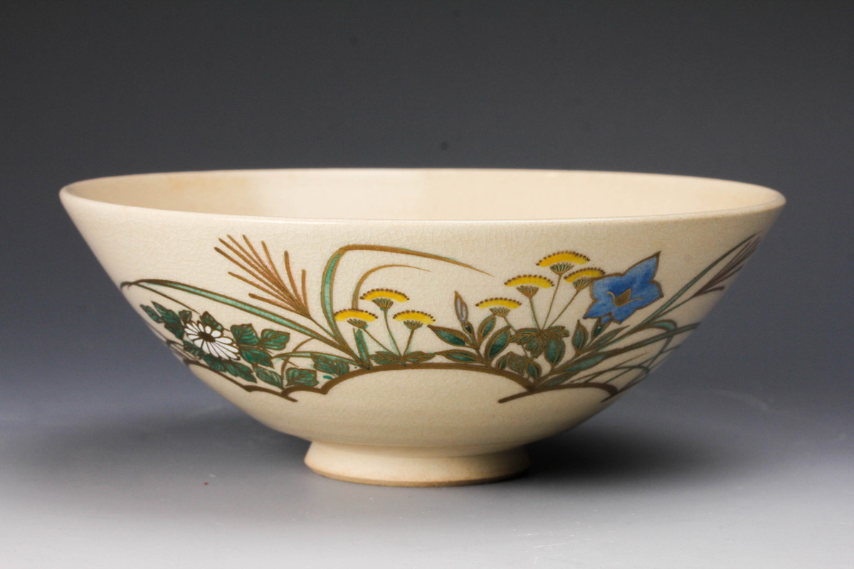 清閑寺窯 杉田祥平 共箱 京焼 茶道具 抹茶碗 色絵秋草画茶碗