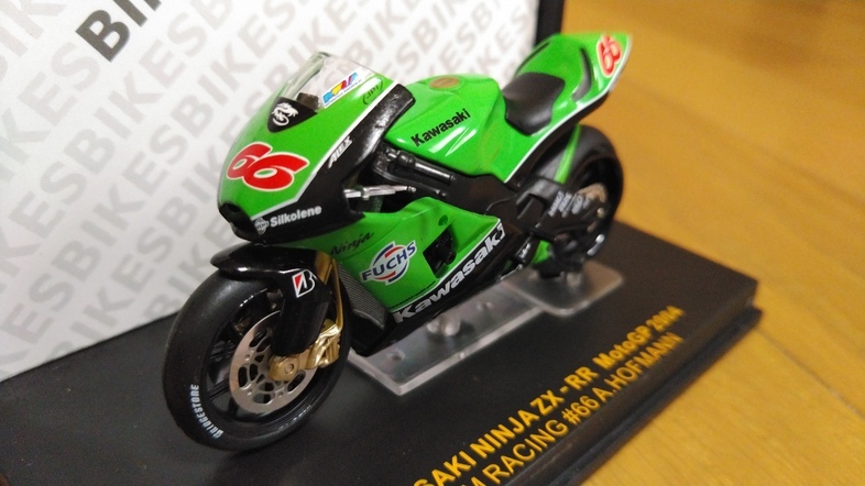 即決 IXO KAWASAKI ZX-RR Ninja カワサキ MOTO GP 2004 ＃66