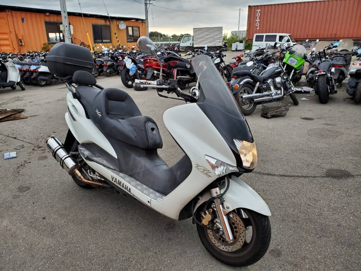 マジェスティ125fiのオーナーレビュー。人気が衰えない不朽の名バイク 