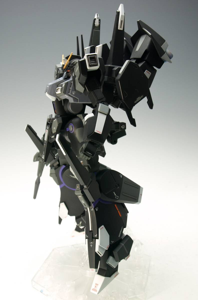 ■□1/144 HGUC シルヴァバレトサプレッサー　 (エアブラシ全塗装完成改修品)(アクションベース付属)□■