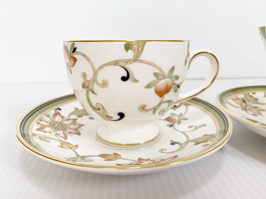 ☆中古美品☆ウェッジウッド WEDGWOOD ボーンチャイナ BoneChina