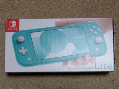 販売人気商品 Nintendo Switch Lite 青 未開封 【公式通販】
