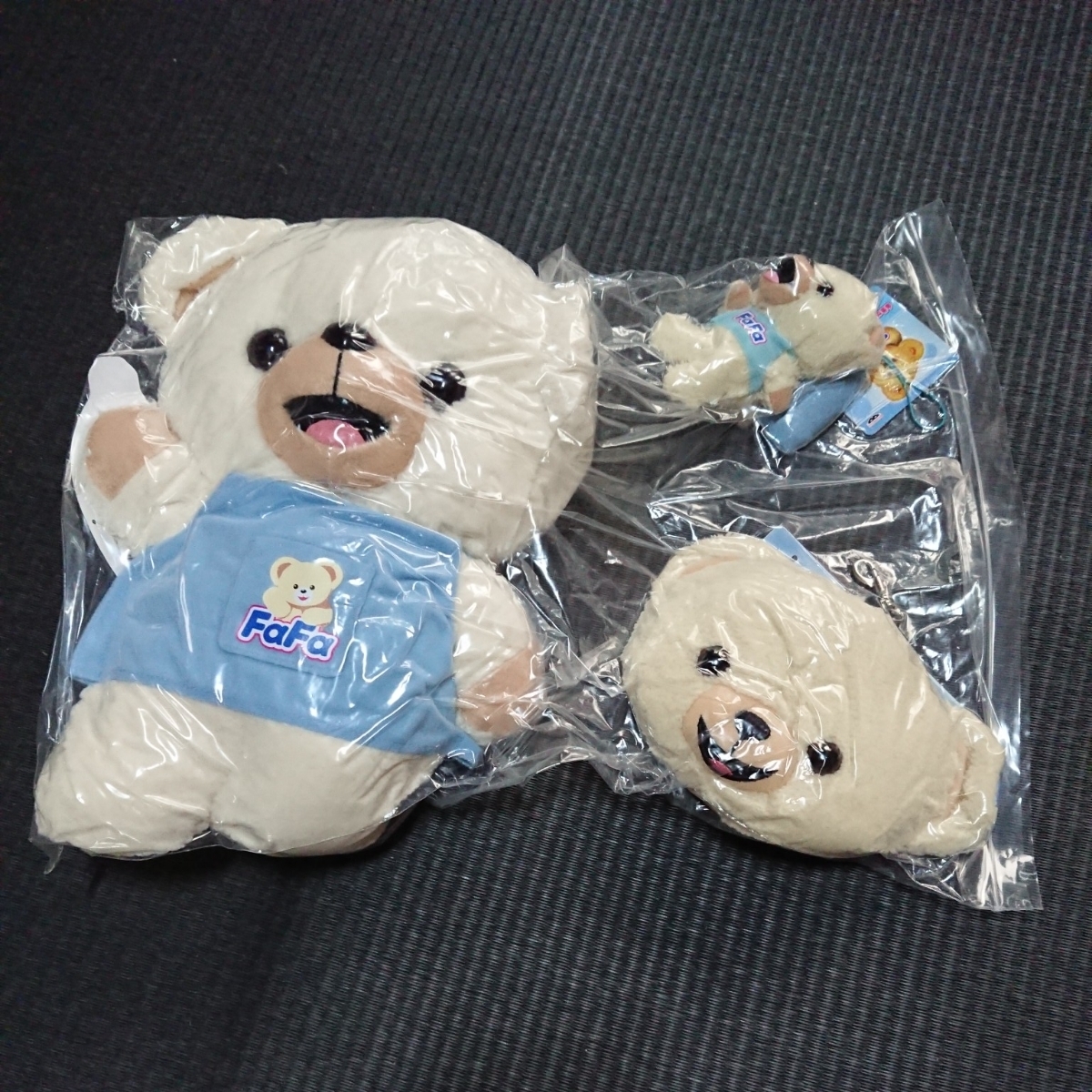 ファーファぬいぐるみ3点セット 超レアぬいぐるみパスケース 28cmふわふわぬいぐるみ ぬいぐるみ携帯クリーナストラップ ファーファ 売買されたオークション情報 Yahooの商品情報をアーカイブ公開 オークファン Aucfan Com