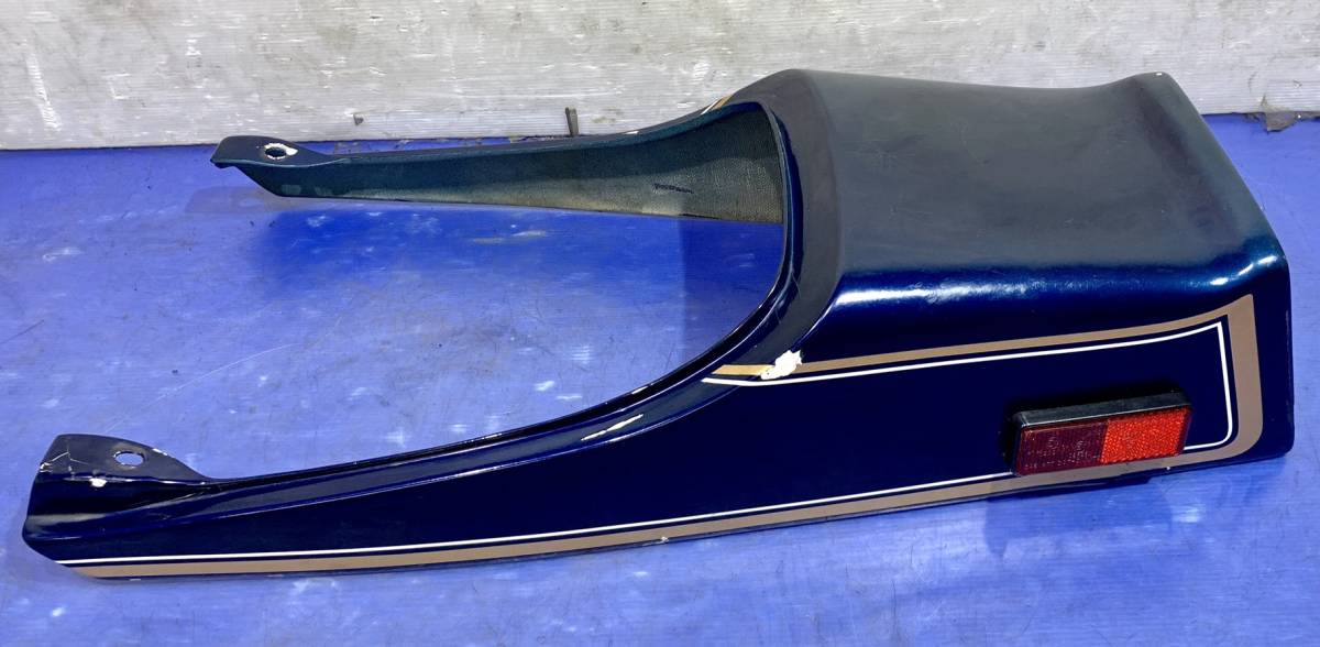 ゼファーχ(kai) ZR400C FRP製MK2風テールカウル/シートカウル・サイド