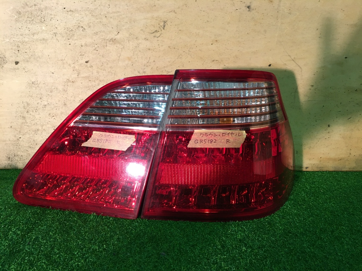 クラウン ☆R7A9309 GRS182 クラウンアスリート 純正右テール、右 18 