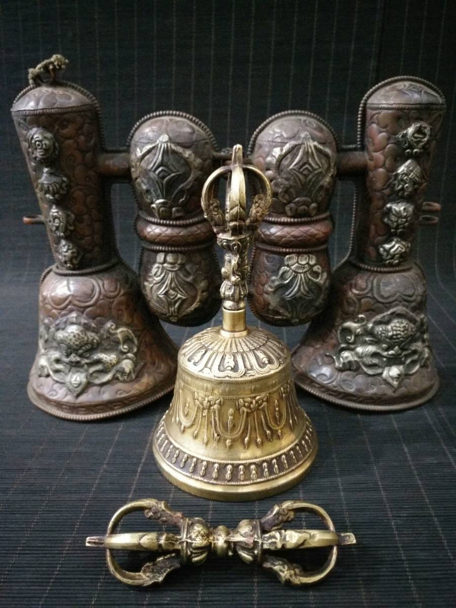 中国唐物 旧藏 骨董品 多寶天珠 極細工ペンダント裝身具 置物 古賞物 古美術品 清 メルカリ 仏像 秘藏 極細工 奉納 描金銀地藏王菩薩仏像一尊