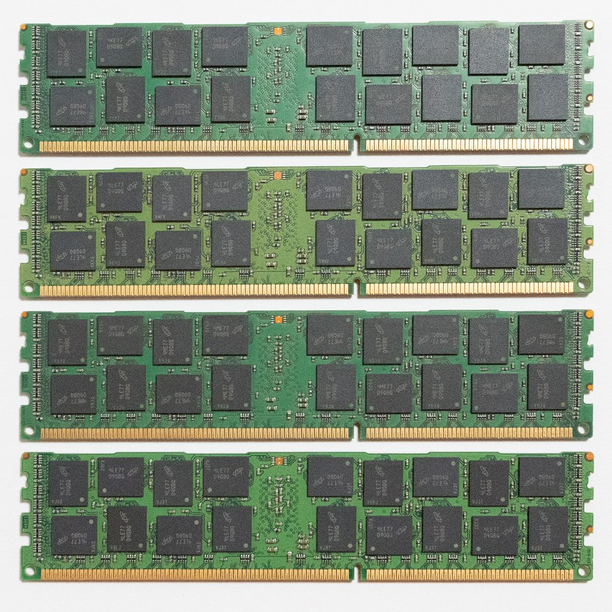 651750_3