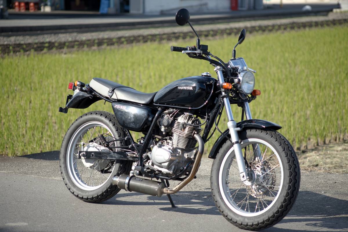 ホンダ - 投稿詳細｜MOTOCLE はここが凄い!! FTR • FTR223即完売した 