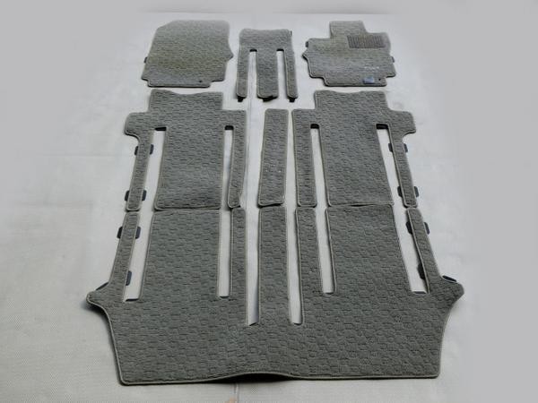 H17 セレナ NC25/C25 純正 フロアマットー台分