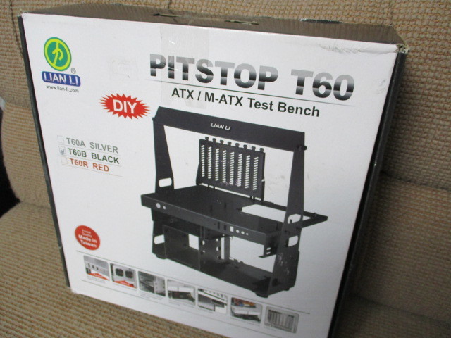 J45 【ジャンク・訳あり】LIANLI ATXケース ブラック PC-T60B