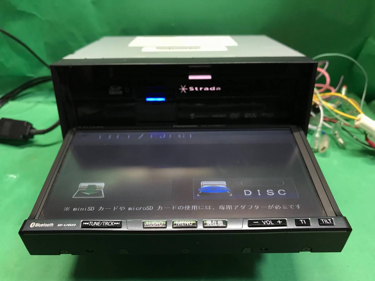 CN-HW880D Panasonic Strada 地デジ4x4 Bluetooth内臓 パナソニック