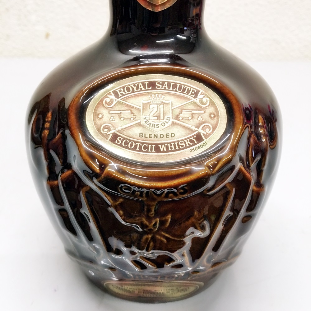 未開栓  SALUTE 21年 スコッチウイスキー 茶色ボトル 未開封 ロイヤルサルート 21年 スコッチウイスキー 陶器ボトル 茶色 古