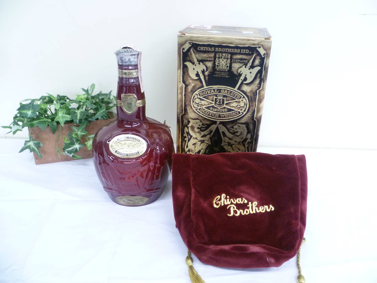 038am 60 未開栓 ROYAL SALUTE ロイヤルサルート 21年 赤陶器 700ml 40