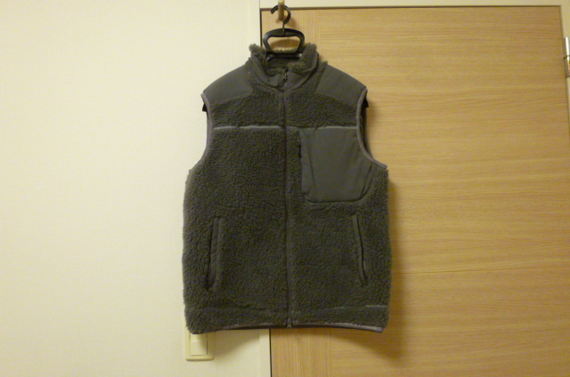 DESCENTE ddd(デサントディーディーディー） BOA FLEECE VEST ボア