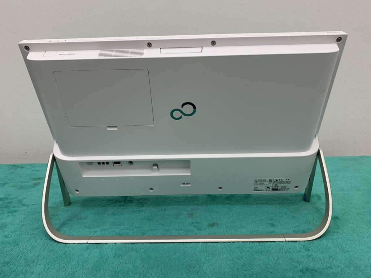 FUJITSU/富士通 モニタ一体型PC ESPRIMO FH52/B2 FMVF52B2W Celeron