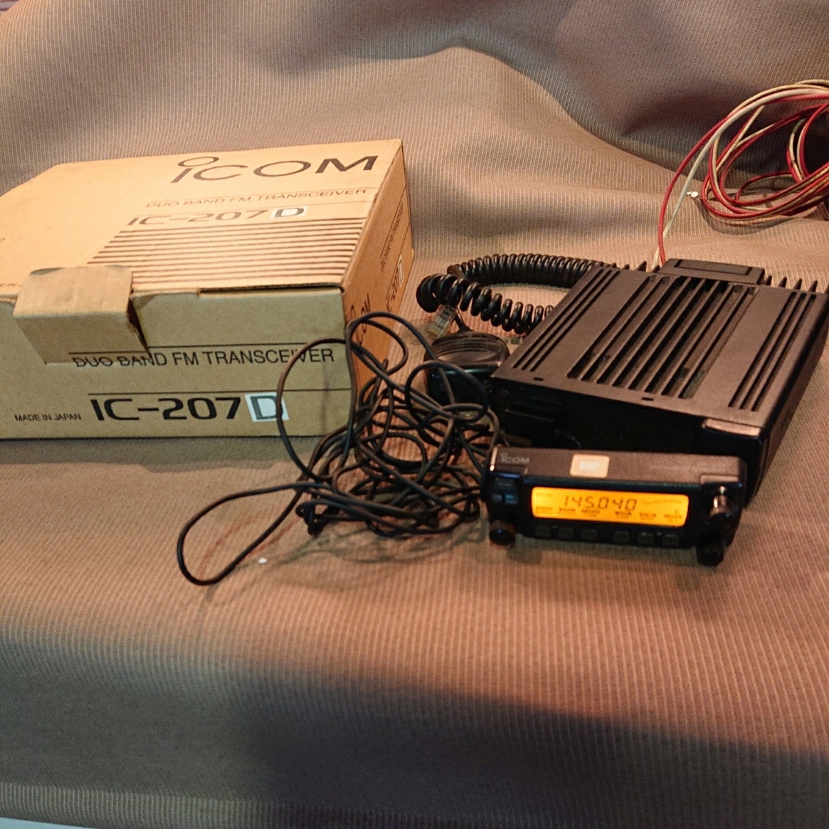 ICOM 144/430MHz 20W FM モービル機 IC-207D 電源OK 箱付属 詳しい動作