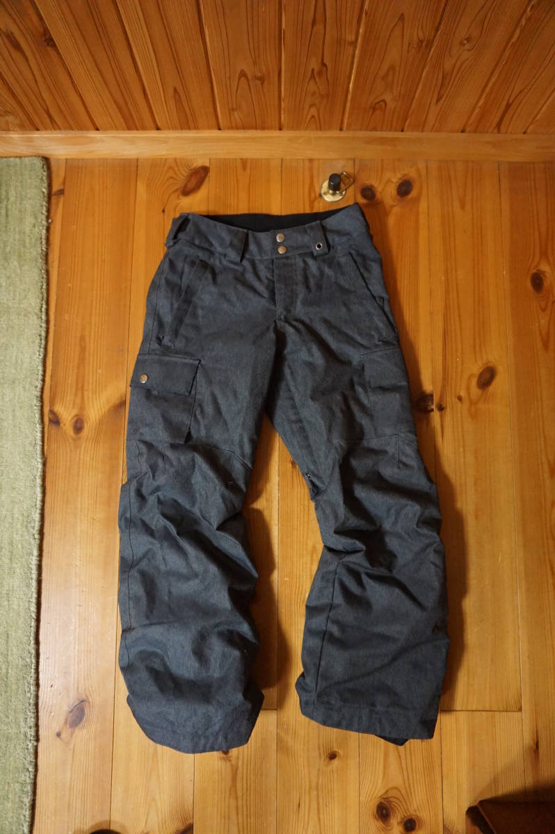 本物保証，格安 BURTON キッズ Mサイズ カーゴPANTS 日本サイズ136-147(ウエア、装備（子ども用）)｜売買されたオークション情報、yahooの商品情報をアーカイブ公開 - オークファン ウエア、装備（子ども用）