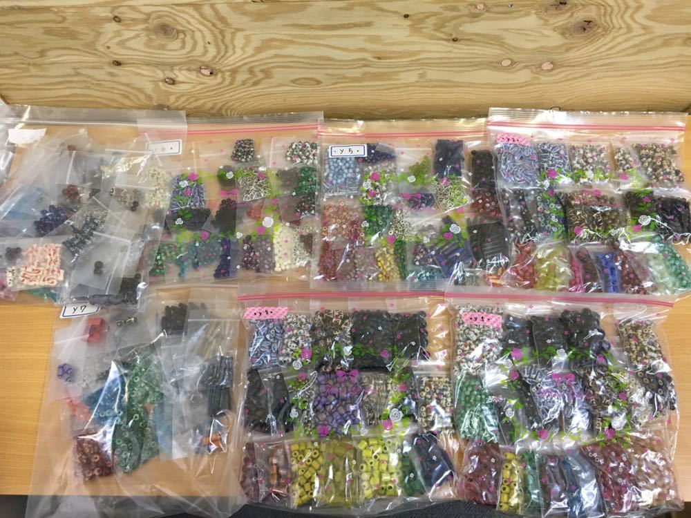 格安，送料無料 238 ビーズ 約4kg 大量 まとめて アクセサリー ハンドメイド 素材(ビーズ細工)｜売買されたオークション情報、yahooの商品情報をアーカイブ公開 - オークファン その他