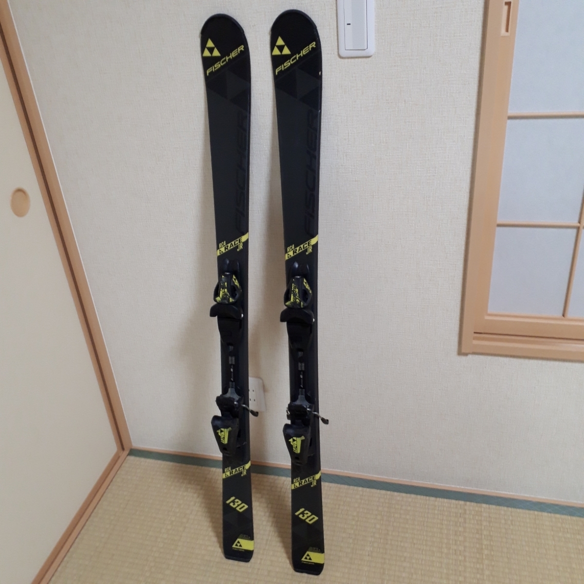 【高品質，豊富な】 Fischer フィッシャー RC4 スキー板 ジュニア 子供用 130 ブーツソール長調整機能付(カービング)｜売買されたオークション情報、yahooの商品情報をアーカイブ公開 - オークファン 子ども用