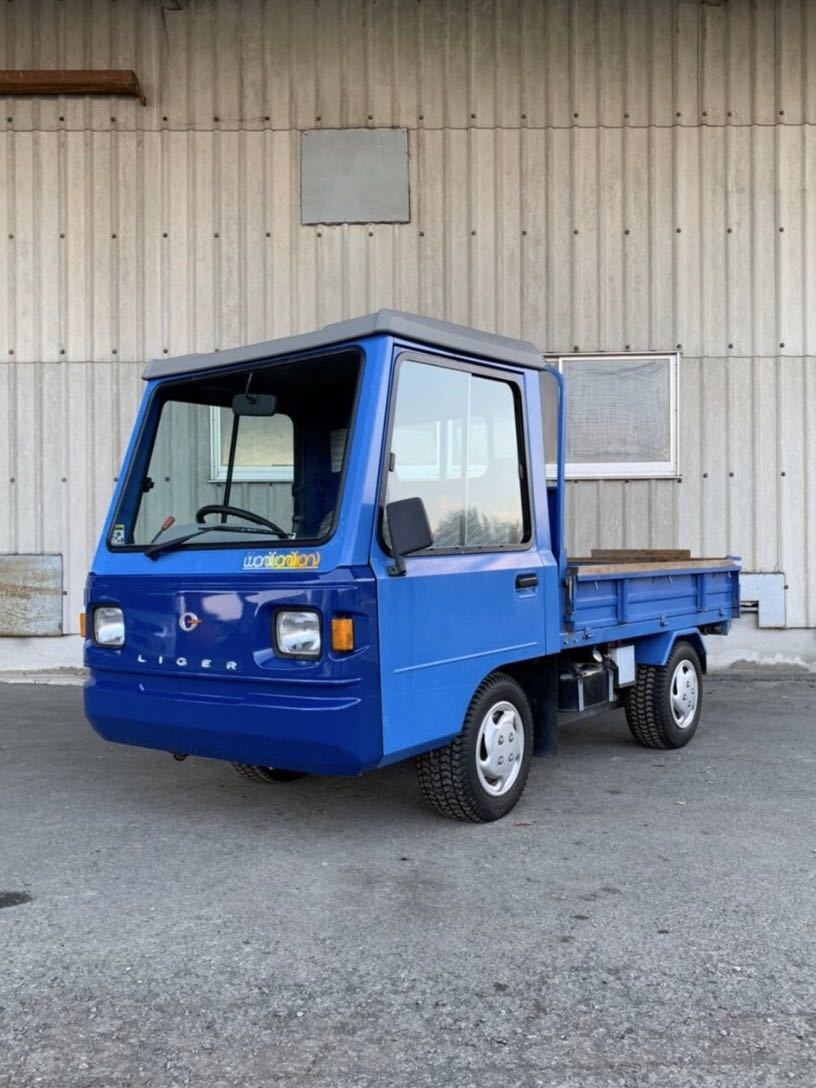 【福岡県みやま市】チクスイ運搬車J111油圧ダンプライガー:4WD最大660Kg ☆福岡☆ 筑水キャニコム 運搬車 J111 ライガー 4WD ダンプ 2人乗り