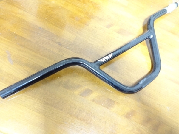 【大得価，人気】 アルミ製 BMX用 ハンドル 66㎝幅 22.2&phi;ステム径///Y48(その他)｜売買されたオークション情報、yahooの商品情報をアーカイブ公開 - オークファン その他