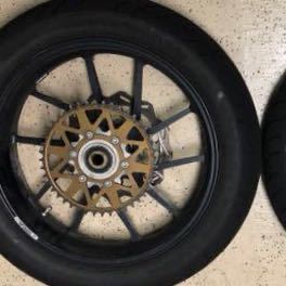  ヤマハ WR250F ゲイルスピード typeR 17インチ チューブレス アルミ鍛造 リア YZ250F タイヤ付(リア)｜売買されたオークション情報、yahooの商品情報をアーカイブ公開 - オークファン ヤマハ用
