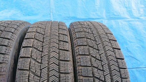 限定入荷されました バリ山 BS ブリザックVRX 155／65R14