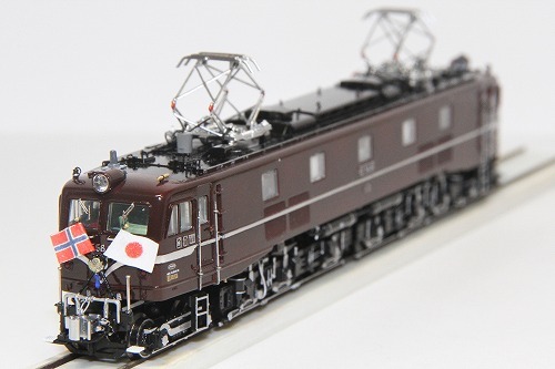 ◇EF58-61号機〔田〕《ノルウェー国王ご夫妻国賓お召列車牽引機》 KATO