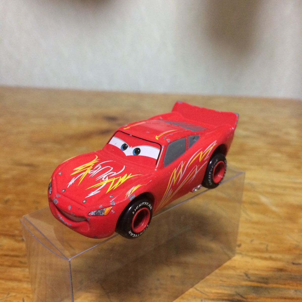 ディズニー トミカ Dカプセル カーズセレクション カスタムモデル ライトニングマックイーン カスタムタイプ S キャラクタートミカ 売買されたオークション情報 Yahooの商品情報をアーカイブ公開 オークファン Aucfan Com