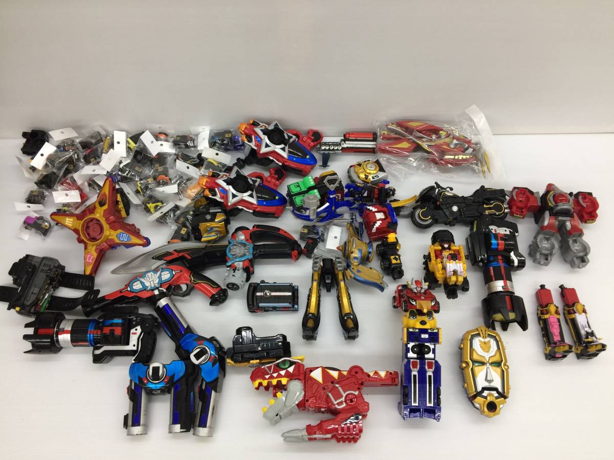 戦隊もの玩具まとめ売り 獣電戦隊キョウリュウジャー、他 ※詳細不明