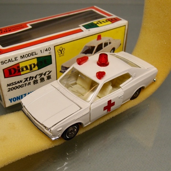 大人気，100%新品 ダイヤペット 246 ニッサン ローレル赤十字車(ダイヤペット)｜売買されたオークション情報、yahooの商品情報をアーカイブ公開 - オークファン ダイヤペット