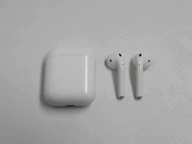 □Apple Airpods MMEF2J/A アップル エアーポッズ （8） MMEF2J⁄A