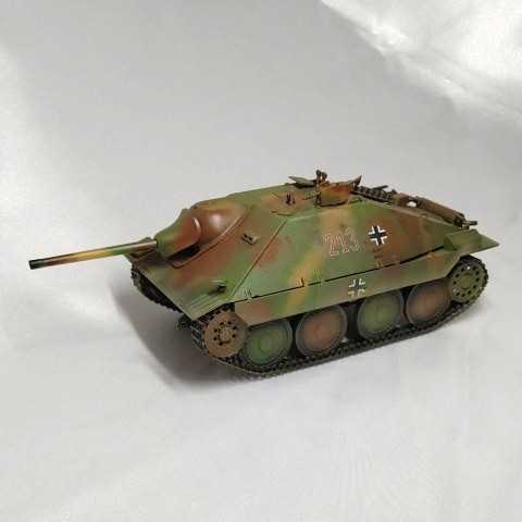 タミヤ1/35ドイツ(38t)ヘッツァー駆逐戦車完成品 _1