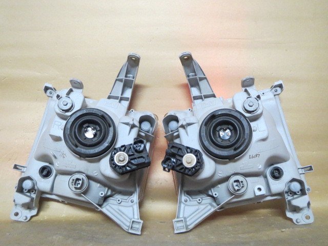E6/ L575ムーブ コンテ純正ヘッドライト左右KOITO 100-51963 | AGGLO2B.FR