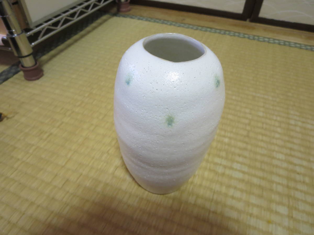 清水保孝 灰釉指頭文花瓶 共箱 花入 茶道具 インテリア 【公式