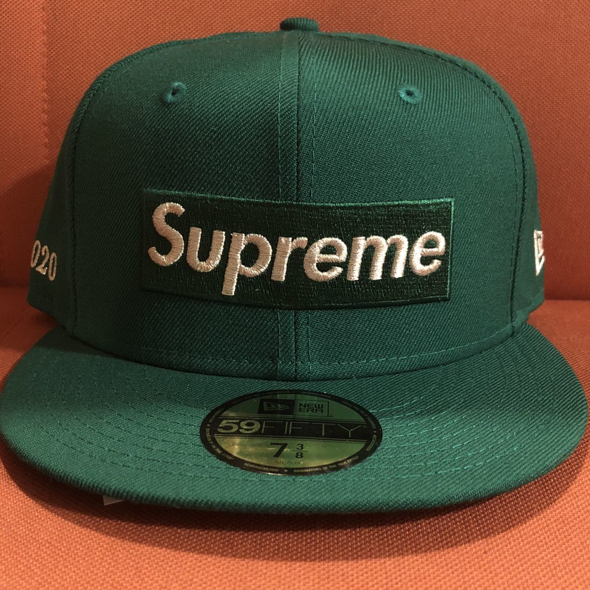 【人気セール，限定セール】 正規 Supreme 20SS $1M Metallic Box Logo New Era シュプリーム メタリック ボックス ロゴ ニューエラ green 緑 7 1/8 56.8cm(帽子)｜売買されたオークション情報、yahooの商品情報をアーカイブ公開 - オークフ 服飾小物