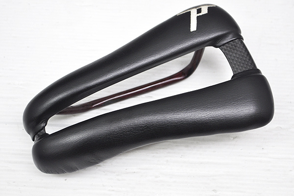 dash cycles ダッシュサイクルズ Tri.7 190x115mm カーボンxレッド
