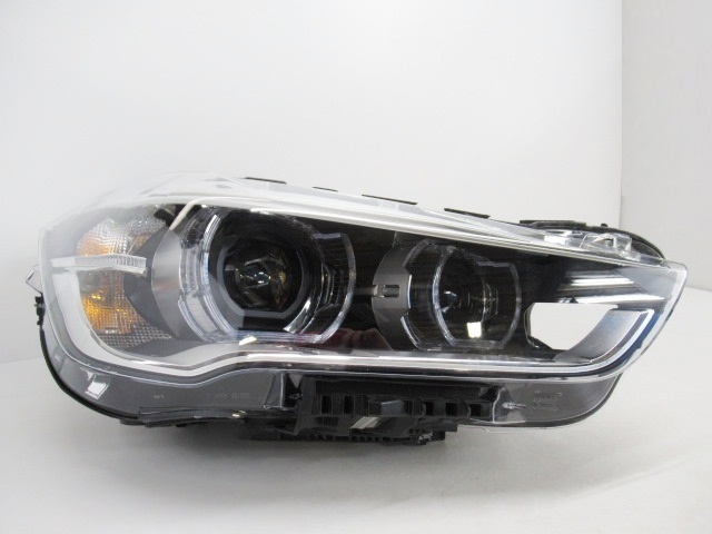 BMW X1 F48 純正 右 ヘッドライト LED 7428738-05 (n043686) 【公式通販】