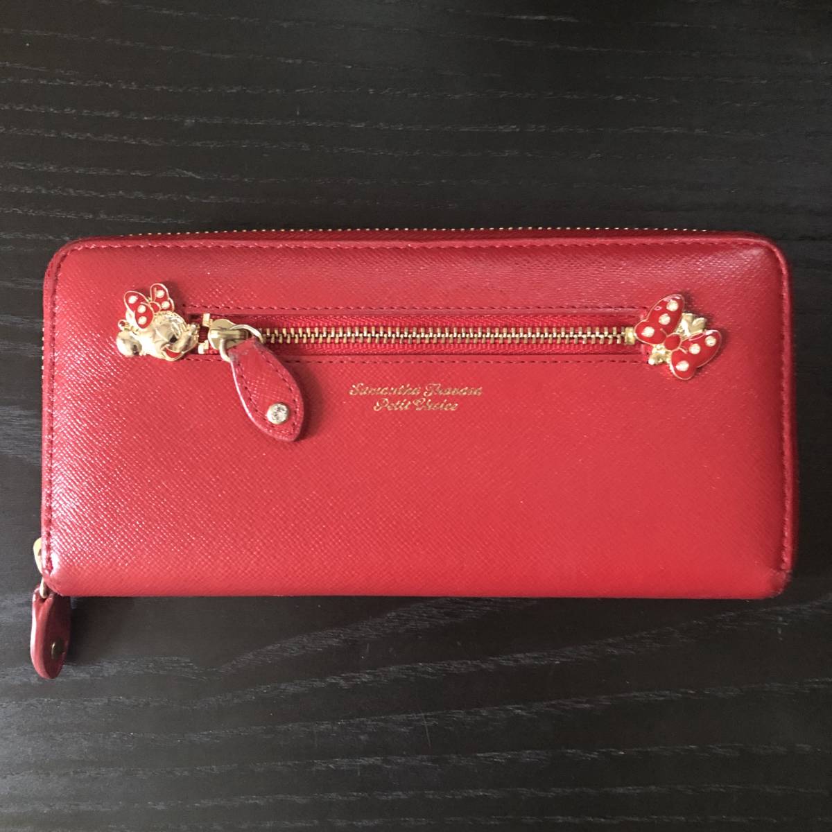 サマンサタバサ ミニー 長財布 本牛革 赤 ファスナー 小銭入れ付 ディズニー Samantha Thavasa 財布 売買されたオークション情報 Yahooの商品情報をアーカイブ公開 オークファン Aucfan Com