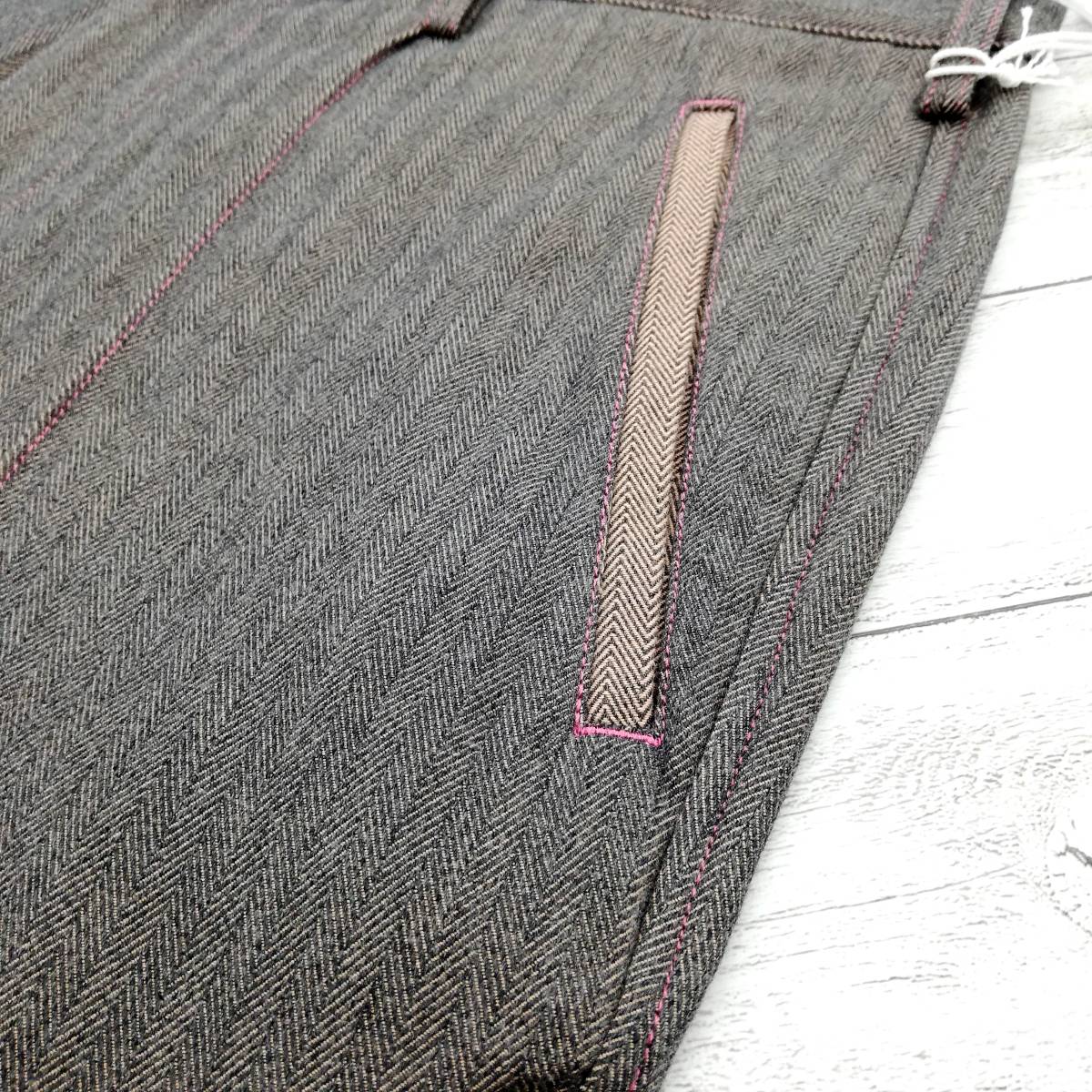 タグ付き未使用品 sulvam サルバム press long pants プレスロングパンツ ヘリンボーン L SJ-P07-600 sulvam サルバム &frasl; Short 19SS&frasl;Press 新品