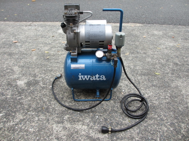  彡 IWATA 岩田塗装機工業 常圧エアーコンプレッサー DSP-02P スモールサイズ(コンプレッサー)｜売買されたオークション情報、yahooの商品情報をアーカイブ公開 - オークファン コンプレッサー
