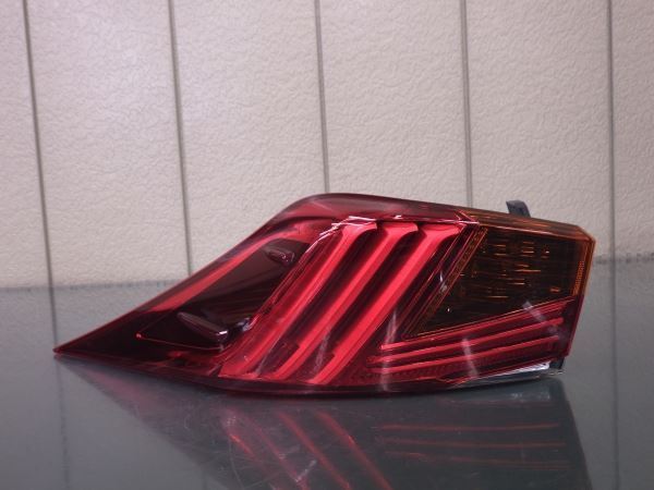 レクサス IS ASE30 後期 右テールライトICHIKOH 53-107 T60862△ レクサス IS 30系 後期 左テール ICHIKOH 53-107 ASE30/GSE30