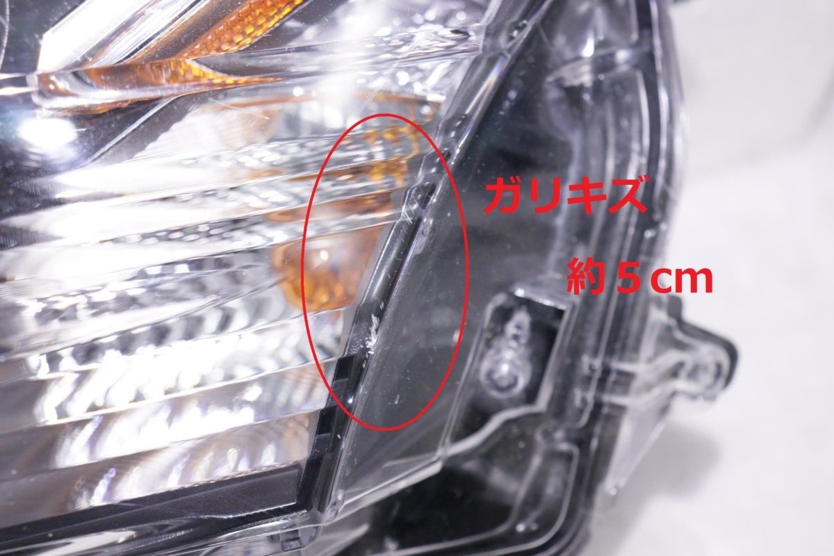 204-769-L☆LED ZVW50/ZVW51 プリウス☆左ヘッドライト 81185-47691