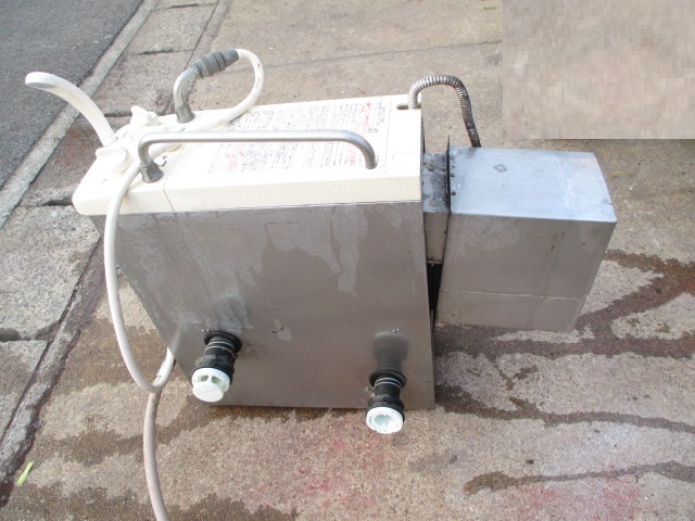  リンナイ/Rinnai ガス風呂釜 RBF-71SBN1-RX-L-S LPガス 外壁用 チャンバー用 直接引き取り 大歓迎(給湯設備)｜売買されたオークション情報、yahooの商品情報をアーカイブ公開 - オークファン 給湯設備