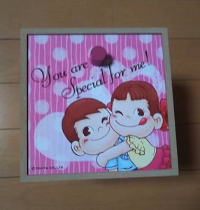 PEKO FAMILY CLUBセット 新品/Peko Family Club フルーツ柄マグカップ 2個セット不二家 - メルカリ